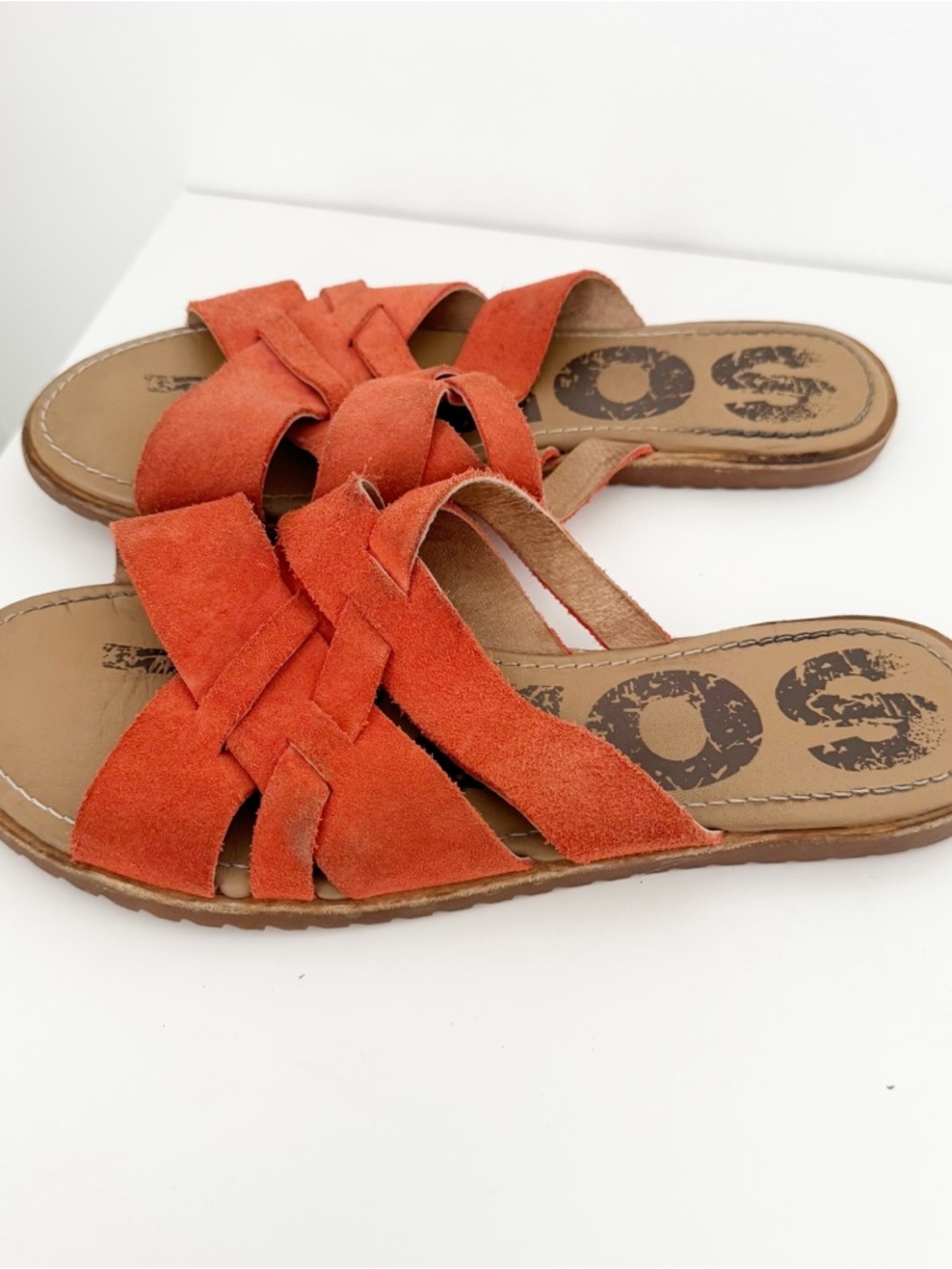Sorel Women's Orange Suede Woven Slide Sandals - Picture 4 of 6